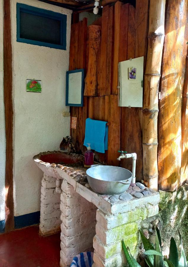 La Urraca Loca Hostel Balgue الغرفة الصورة