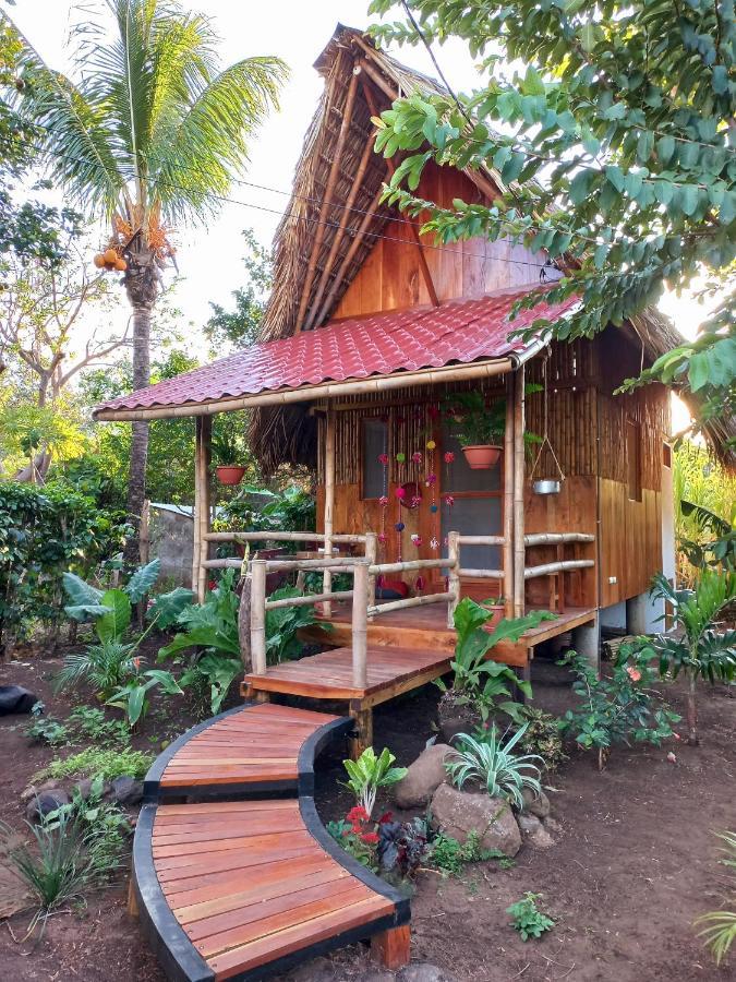 La Urraca Loca Hostel Balgue المظهر الخارجي الصورة