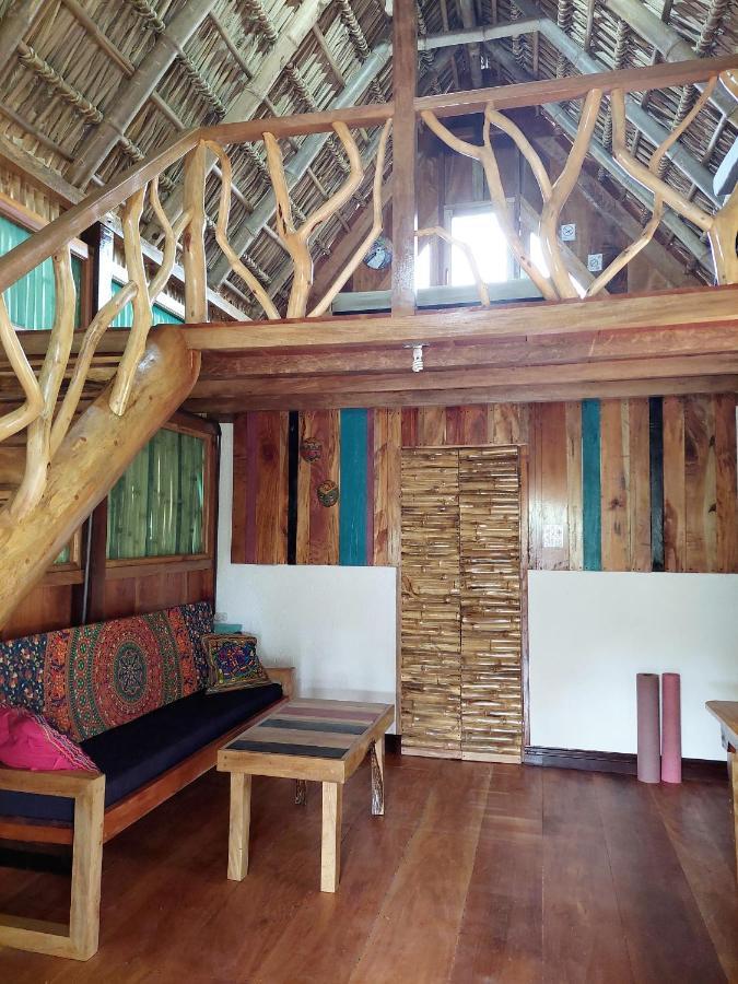 La Urraca Loca Hostel Balgue المظهر الخارجي الصورة