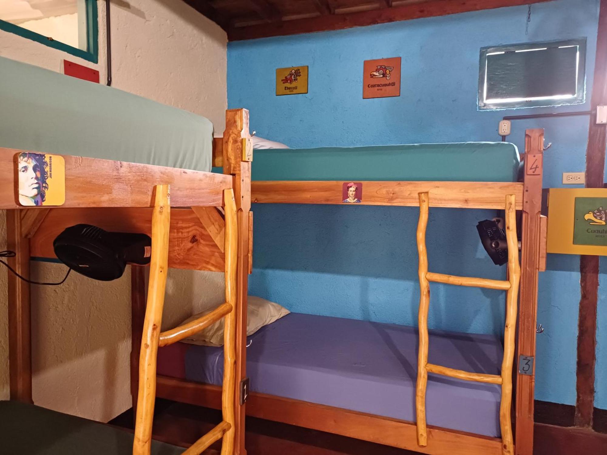 La Urraca Loca Hostel Balgue المظهر الخارجي الصورة