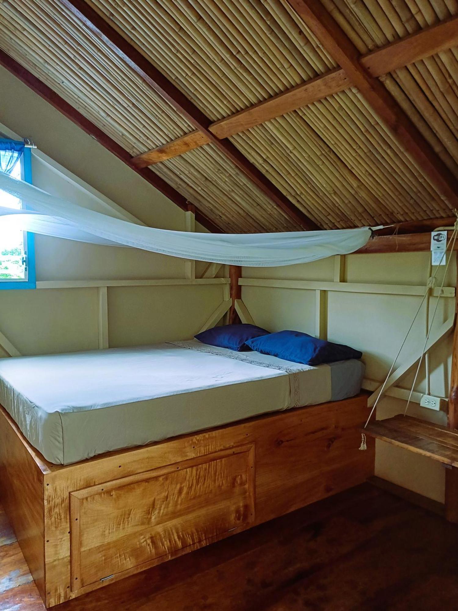 La Urraca Loca Hostel Balgue المظهر الخارجي الصورة